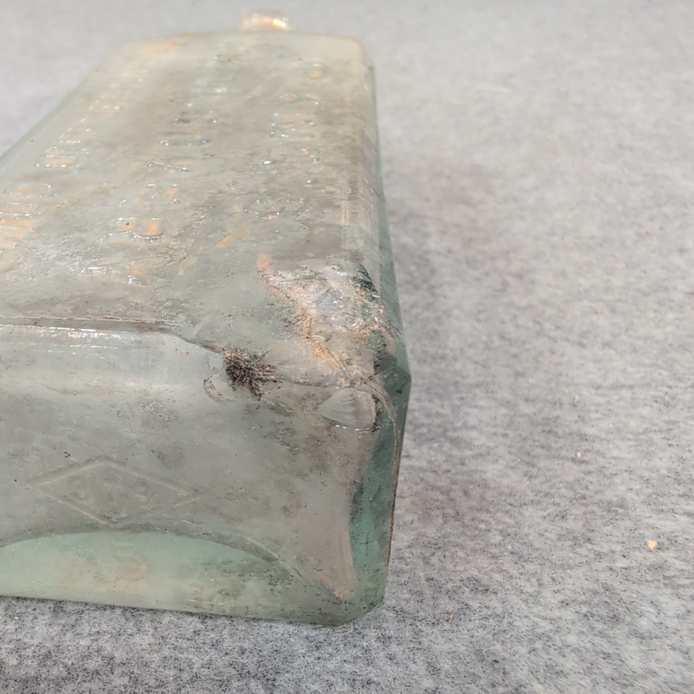 Dr Kings New Discovery For Coughs and Colds Antique Glass Bottle HE Bucklen & Co - Picture 5 of 7